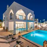 Matias Gale - Luxury With Private Pool, Ac, Free Wifi, 5 Min From The 빌라 기아