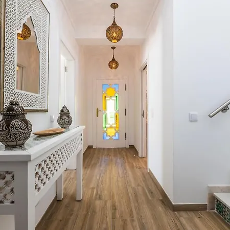 Villa Matias Gale - Luxury With Private Pool, Ac, Free Wifi, 5 Min From The *