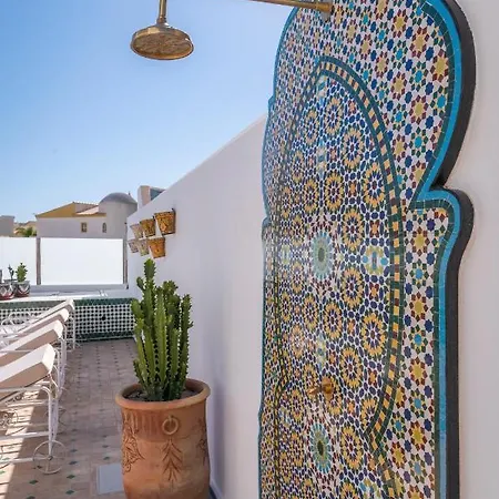 Matias Gale - Luxury With Private Pool, Ac, Free Wifi, 5 Min From The * Guia (Faro)