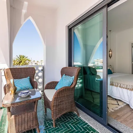 Matias Gale - Luxury With Private Pool, Ac, Free Wifi, 5 Min From The * Guia (Faro)