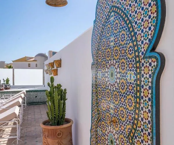 Matias Gale - Luxury With Private Pool, Ac, Free Wifi, 5 Min From The * Guia (Faro)