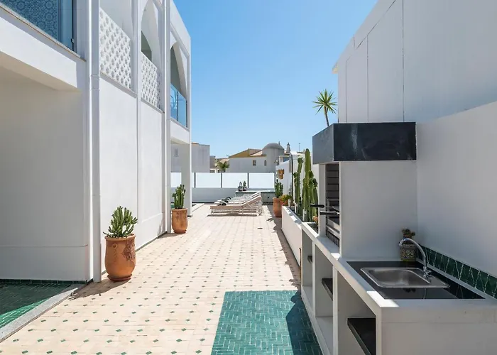 Matias Gale - Luxury With Private Pool, Ac, Free Wifi, 5 Min From The * Guia (Faro)